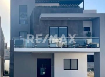 Casa · 162m² · 4 Recámaras · 2 Estacionamientos · Casa en Venta Residencial Altara 164, Pachuca, Hidalgo - (4)