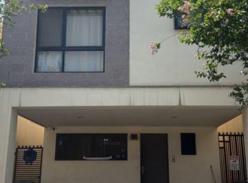 Casa · 105m² · 3 Recámaras · 2 Estacionamientos - Alfa inmobiliaria Premier  · Casa en Renta Colonia Ferrara