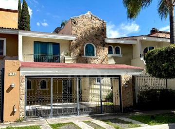Casa en condominio de 3 habitaciones, Tlajomulco de Zúñiga · Casa en Venta El Palomar 1ra Seccion