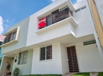 Casa de 2 habitaciones, San Pedro Tlaquepaque · Recuperación Bancaria en San Pedro Tlaquepaque | Casa en Tierra Contenta