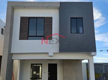 Foto principal · Casa en Venta en Privanzas de Mirasierra