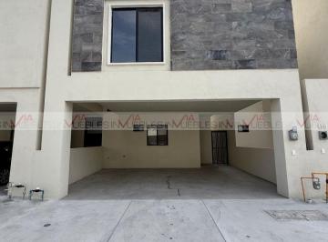 Casa · 241m² · 4 Recámaras · 2 Estacionamientos · Casa en Renta en Apodaca