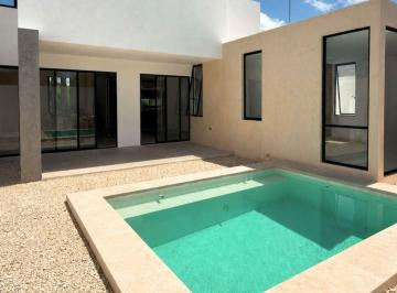 Casa en condominio de 3 habitaciones, Mérida · Casa en Venta en Merida, Yucatan en Privada Zentura, Cholul