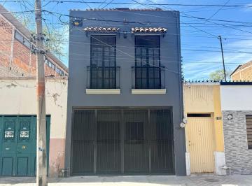 Casa · 147m² · 2 Recámaras · 2 Estacionamientos · Casa en Renta, Col. Mezquitan, Guadalajara, Jalisco.
