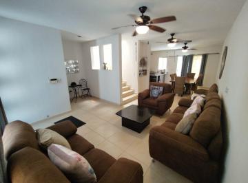 Casa en condominio de 3 habitaciones, Solidaridad · Casa en Frac Privado Frontemare