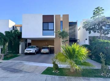 1 · Parque Natura, Casa en Venta, Merida