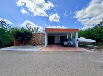 1 · Casa en Venta de Una Planta, Conkal, Yucatan