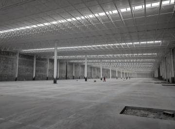 1 · Nave Industrial en Renta Carr. Colombia