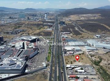 1dabbacf718d757358c820e5f2242e29c8ee359f898a9cbbc46387ecb372d94a · Terreno Comercial en Renta Sobre Paseo de La República, Querétaro