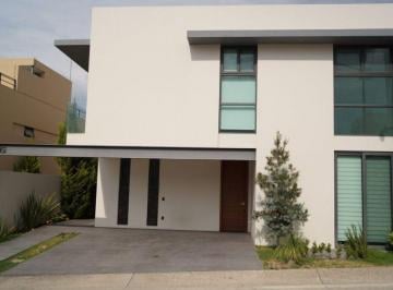 Casa en condominio de 4 habitaciones, Zapopan · Preciosa Casa en Renta en Los Robles en La Primavera