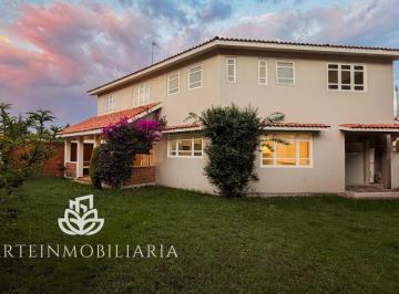 Casa de 3 habitaciones, Atizapán de Zaragoza · Casa en Venta Loma de Valle. Solo Dos Pisos, Jardín Plano, Ex Orientación. Aplica Promo Crucero.