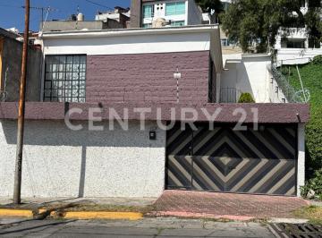Casa · 140m² · 3 Recámaras · 2 Estacionamientos · Casa en Venta en Lomas de San Mateo, Naucalpan, Mex.