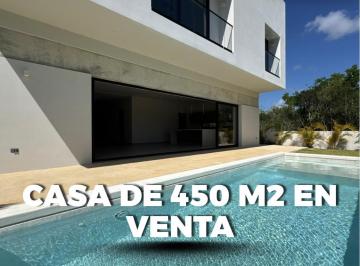 Casa · 355m² · 5 Recámaras · 4 Estacionamientos · Casa de 450 m² en Venta en Country Club Camino Pto. Morelos - Cancún