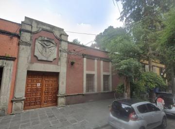 Casa de 4 habitaciones, Coyoacán · Casa en Venta en Santa Catarina, Coyoacán