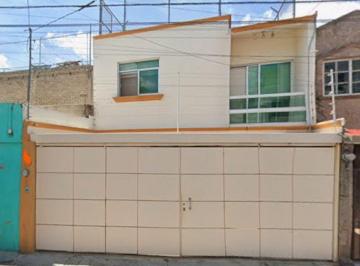 Casa de 3 habitaciones, Guadalajara · Casa en Venta en Guadalupana ¡Excelente Oportunida Hermosa Propiedad de Recuperaciòn Hipotecaria!