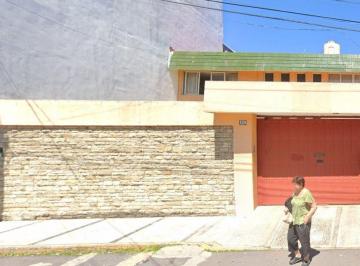 Casa de 4 habitaciones, Puebla · Bonita Casa en Una Exelente Ubicacion Cerca de Escuelas Parques Hospitales y Centros Comerciales