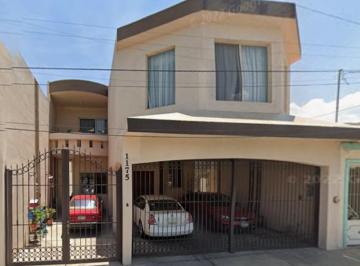 Casa de 4 habitaciones, Saltillo · Venta de Casa en Coahuila Saltillo