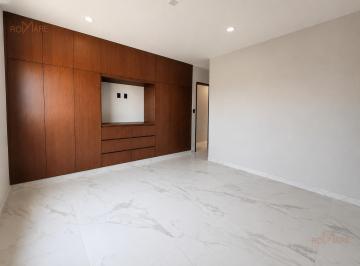 Casa · 237m² · 3 Recámaras · 2 Estacionamientos · Casa con Amplio Jardín | Lomas de La Rioja