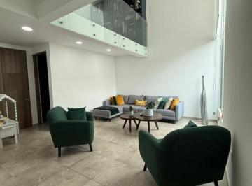 Casa · 250m² · 3 Recámaras · 3 Estacionamientos · Preciosa Casa en Venta, Zona Residencial - Campestre de Cacalomacan