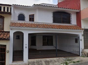 Casa de 3 habitaciones, Xalapa · Venta de Casa Copenague Centro Xalapa Enriquez