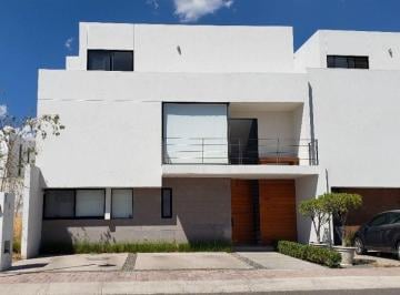 Casa de 3 habitaciones, Querétaro · Venta de Casa en Querétaro