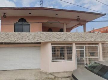 Casa de 4 habitaciones, Comalcalco · Venta de Casa en Comalcalco Tabasco Col San Francisco