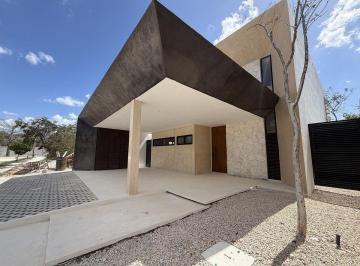 Casa en condominio · 395m² · 4 Recámaras · 2 Estacionamientos · Casa en Venta de 4 Recámaras, Zona Country
