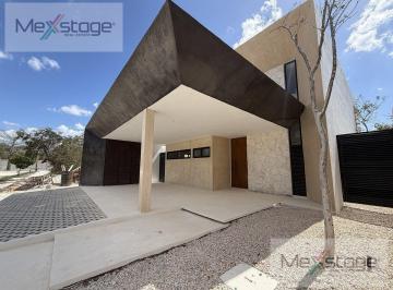Casa en condominio · 395m² · 4 Recámaras · 2 Estacionamientos · Casa en Venta de 4 Recámaras, Zona Country
