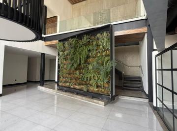 Edificio · Edificio Comercial en Venta Frente a Nymphe Towers