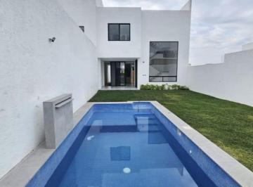 Casa · 252m² · 4 Recámaras · 2 Estacionamientos · Casa Nueva en El Sur de Cuernavaca