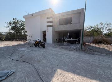 Casa · 220m² · 4 Recámaras · 2 Estacionamientos · Casas en Preventa en Jiutepec, Morelos