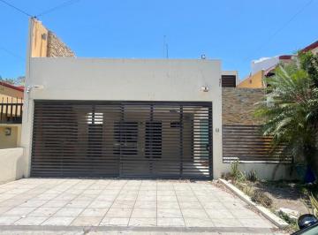 Casa de 3 habitaciones, Carmen · Casa en Venta en Fraccionamiento de Gran Plusvalía, Sector Cerrado en Ciudad del Carmen Campeche
