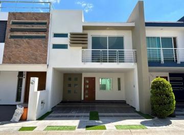 Casa de 4 habitaciones, Zapopan · Venta de Casa en Jalisco Zapopan Real de Valdapeñas