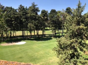 Departamento · 70m² · 2 Recámaras · 1 Estacionamiento · Departamento Renta Muy Bonita Vista Al Campo de Club de Golf
