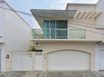 Casa de 4 habitaciones, Boca del Río · Venta de Casa en Costa de Oro, Vracruz