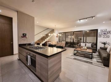 Casa · 307m² · 3 Recámaras · 2 Estacionamientos · Casa en Venta en Península, Cumbres, García, N. L.