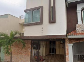 Casa de 3 habitaciones, Centro · Venta de Casa en Fraccionamiento Blancas Mariposas, Villahermosa, Tabasco.