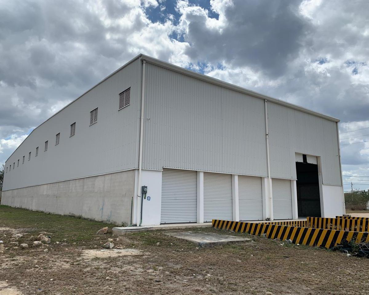 Industrial Warehouse Rental for Operations on the Merida-Cancun Highway