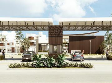 Casa · 129ha · 3 Recámaras · 2 Estacionamientos · Casa de 3 Habitaciones en Playa del Carmen con Casa Club