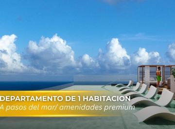 Departamento · 69ha · 1 Recámara · 1 Estacionamiento · Penthouse de 1 Recámara Amueblado en Playa del Carmen a Pocos m de La Playa | Alberca y Gym