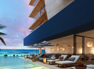 Departamento · 153m² · 3 Recámaras · Departamento en Venta en Primera Linea de Mar en Playa del Carmen Gym y Pool Bar
