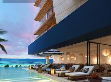 Departamento · 153m² · 3 Recámaras · Departamento en Venta en Primera Linea de Mar en Playa del Carmen Gym y Pool Bar