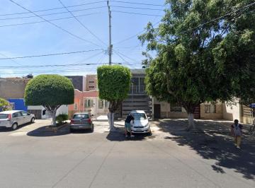 Casa de 4 habitaciones, Guadalajara · Venta Casa de 4 Recamaras en Hacienda de Guadalupe Santa Rosa Guadalajara Jalisco