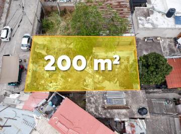 Terreno / Lote · 200m² · Terreno Regular, Plano y Listo Para Construir
