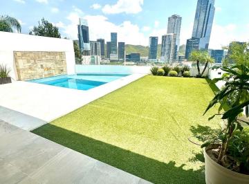 Casa · 571m² · 3 Recámaras · 5 Estacionamientos · Casa - del Valle Oriente