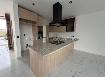 Casa de 3 habitaciones, El Marqués · El Marques Casa en Privada con Alberca, Pádel y Espacios Funcionales Rm²866