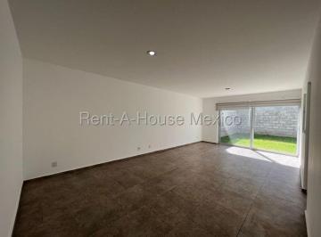Casa de 3 habitaciones, Querétaro · Casa con Jardín, Roof y Seguridad en Grand Juriquilla Mm