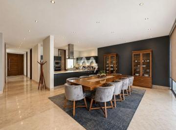 Casa de 4 habitaciones, Zapopan · Casa en Venta Mitica Residencial Zapopan | Lujo, Seguridad, Acabados Premium