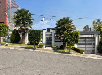 Casa de 3 habitaciones, Cuautitlán Izcalli · Casa Amplia con Increíble Jardín y Espacio de Estacionamiento