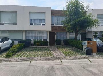 Casa de 3 habitaciones, Calimaya · Casa en Venta, Modelo Castilla, Fraccionamiento Lomas Virreyes, Calimaya, a 15 Min de Metepec.